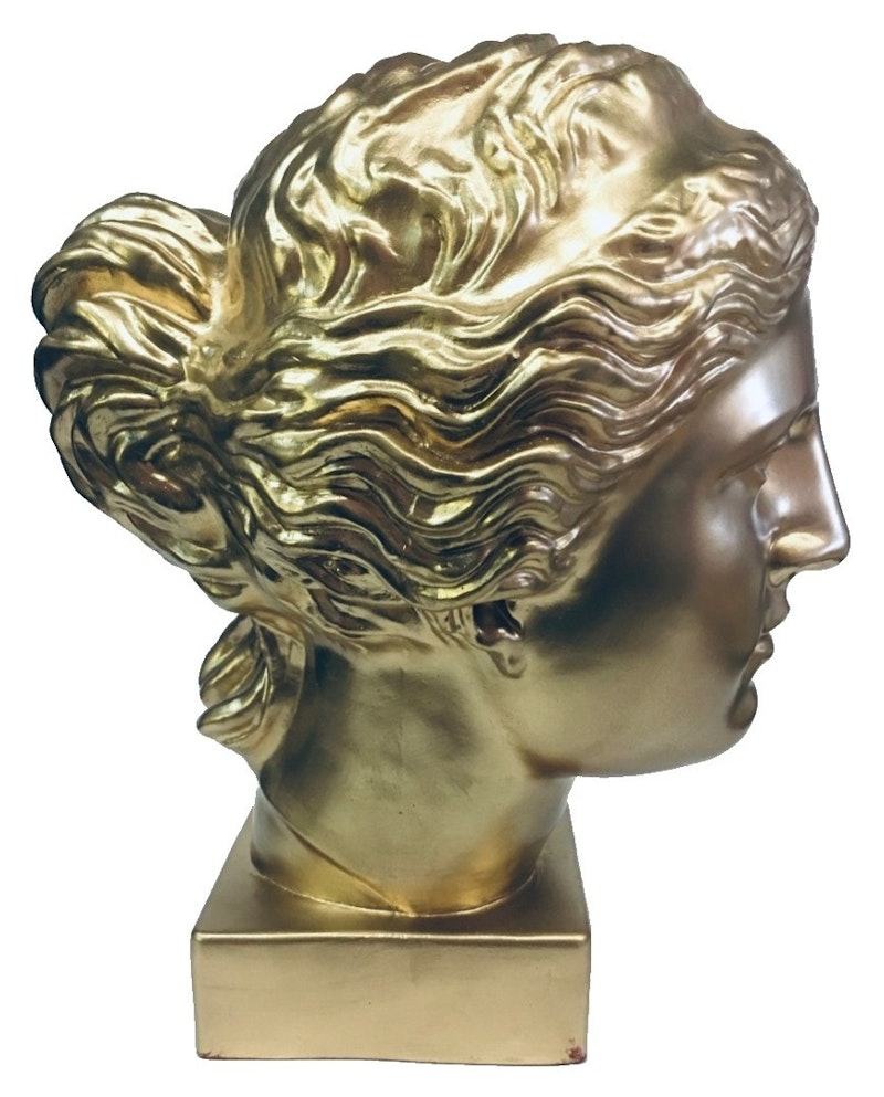 Гипсовая скульптура Афродита