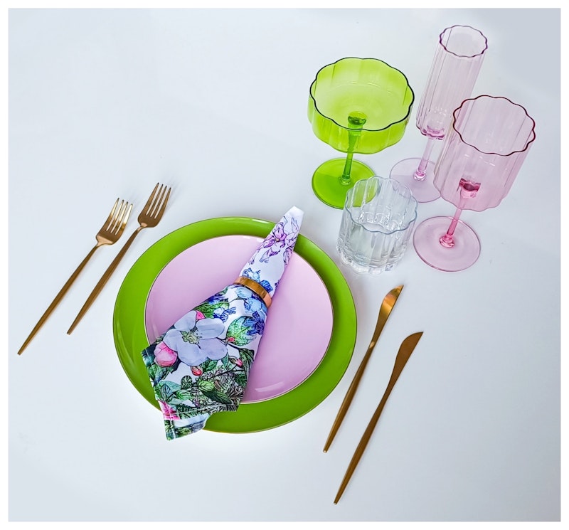 Тарелка ПИНТОН Селёный Зад М