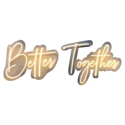 Неоновая надпись "Беттер Тугезер" (желтая)