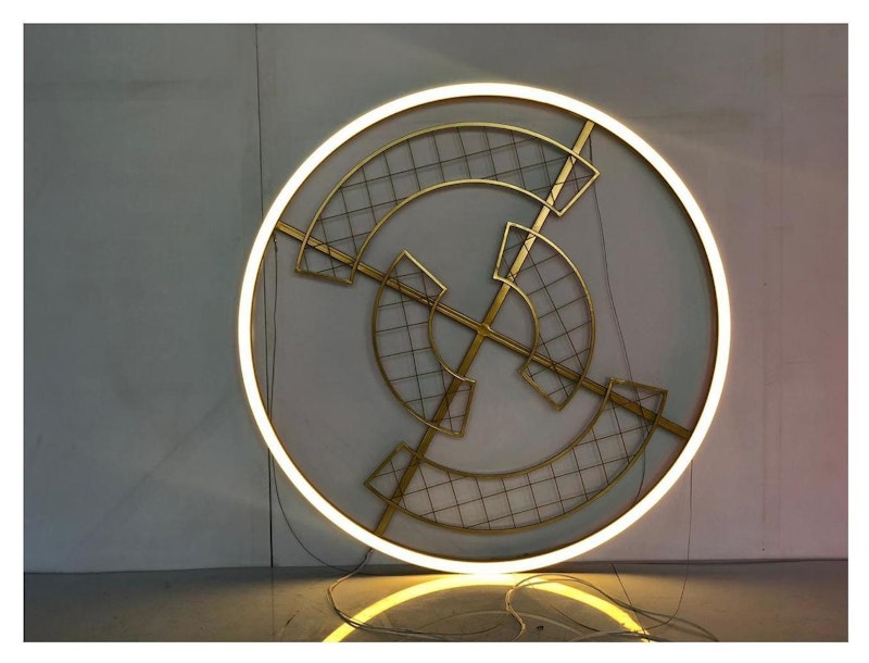 Люстра со светодиодами, 1.8 метра