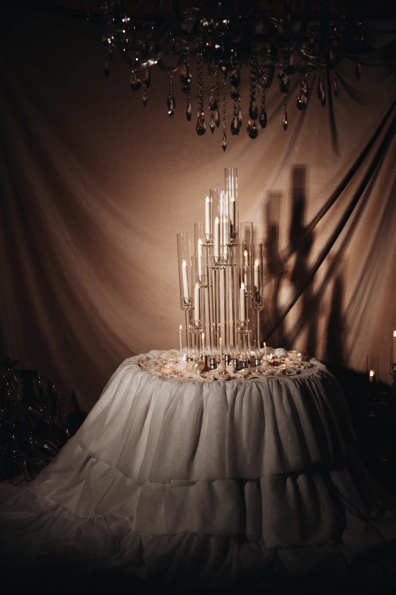 Скатерть с рюшами для столика для торта 