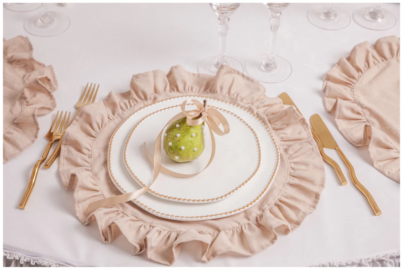 Салфетка из хлопка, с рюшами бежевая