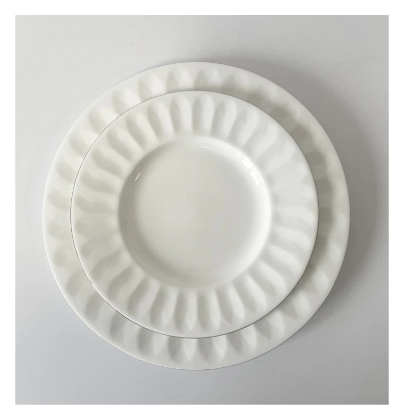 Сет тарелок Зое С и М