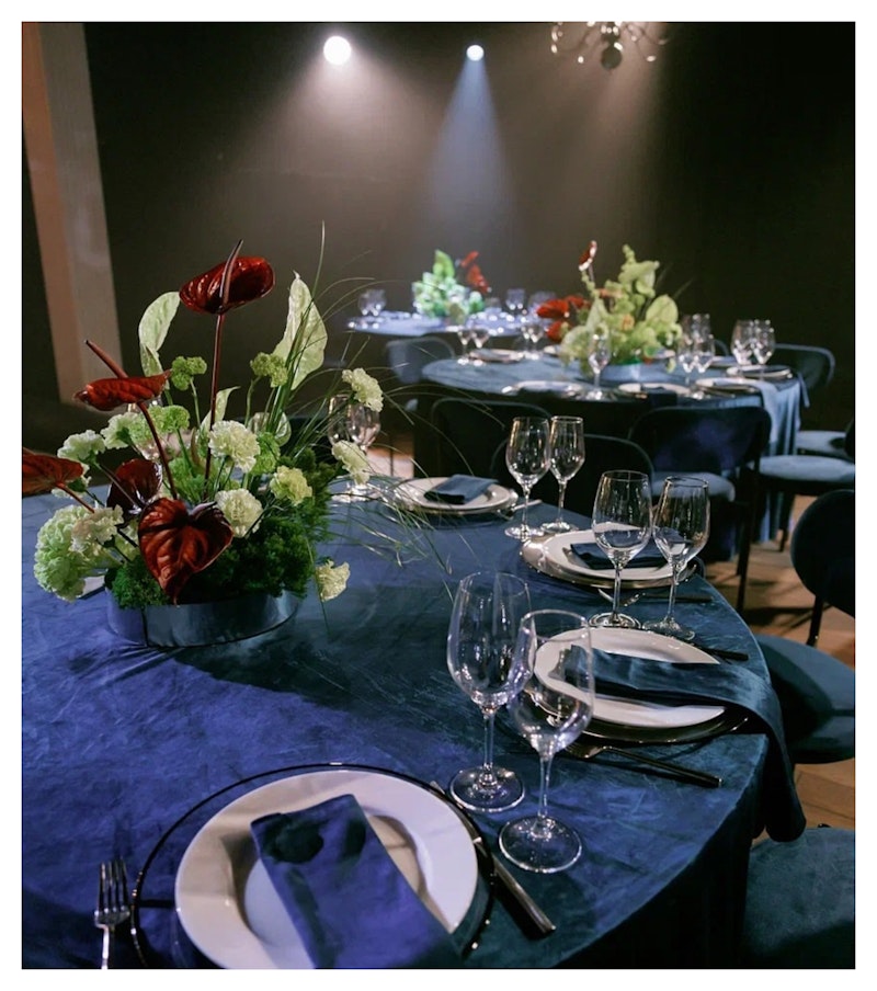 Скатерть велюр, круглая, сапфир