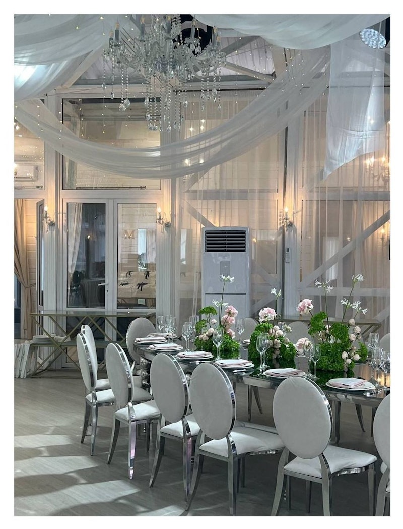 Стол Овал Серебро-400 (темное зеркало)