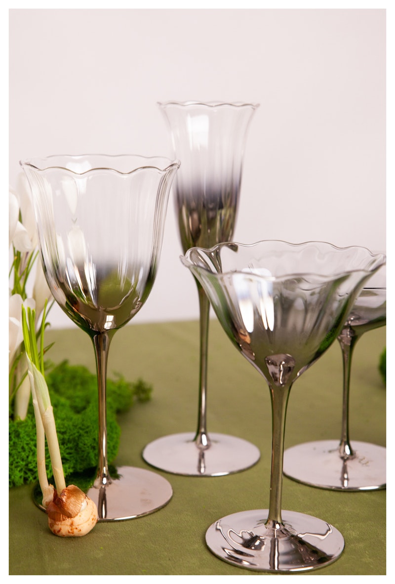 Бокал винный большой Блуми Ландыш