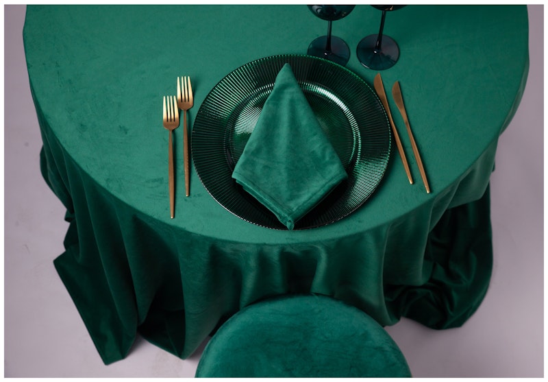 Скатерть велюр, круглая, изумрудная