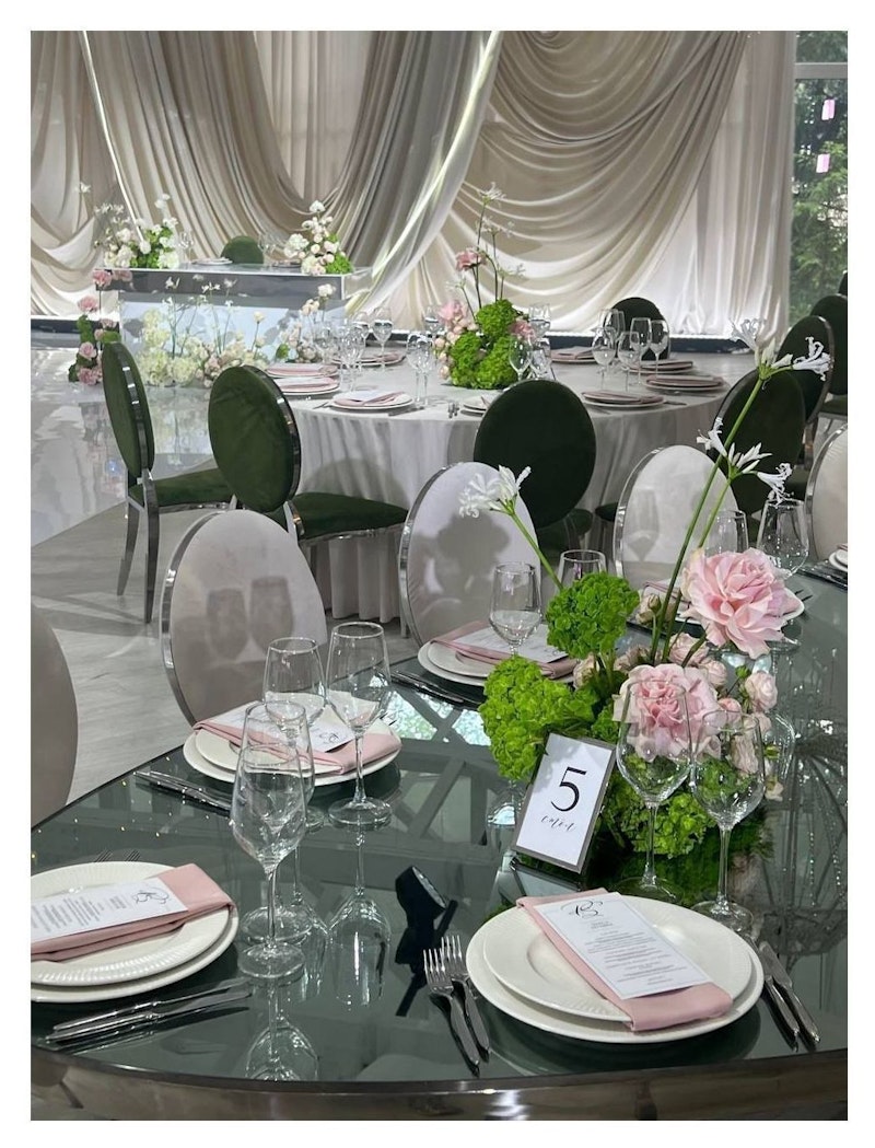 Стол Овал Серебро-400 (темное зеркало)