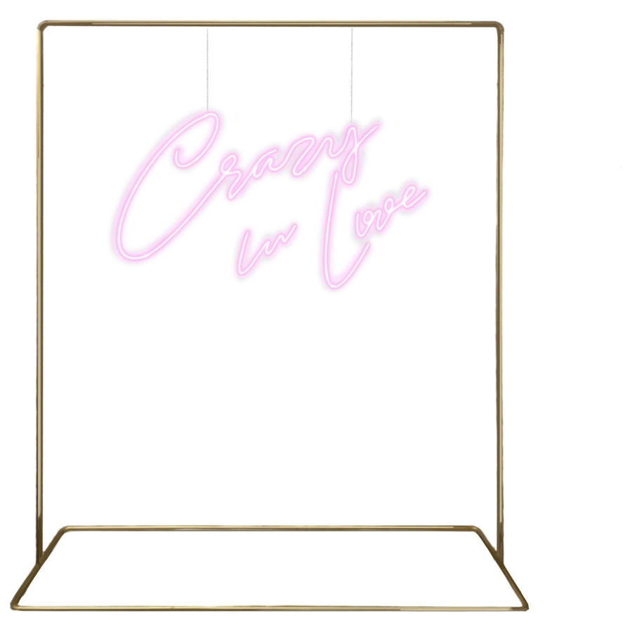 Фотозона "Безумно влюбленный" - Фото миниатюра 1