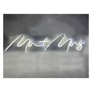 Неоновая вывеска Мистер + Миссис белая - Фото 3