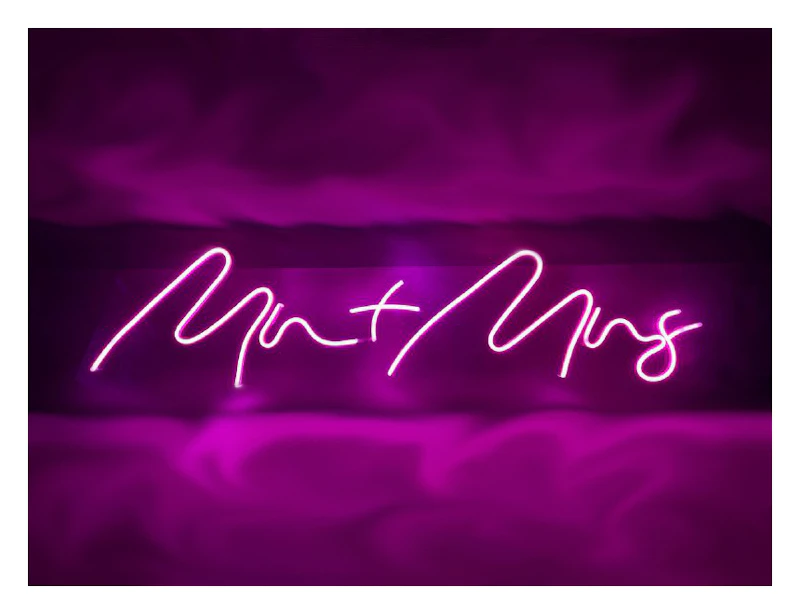 Неоновая вывеска Мистер + Миссис. розовая