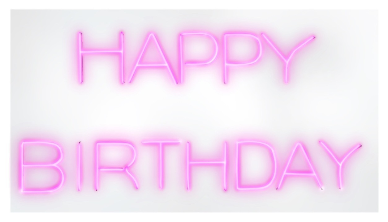 Неоновая вывеска Happy Birthday розовая