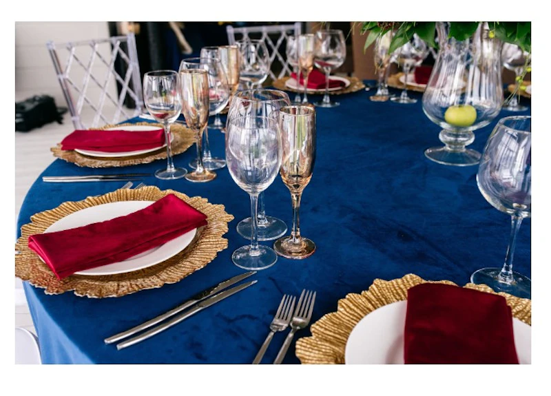 Подстановочная тарелка "Сияющее золото"