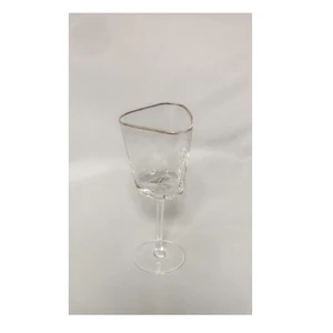 Бокал для вина  "Блум" с золотым кантом - Фото 3