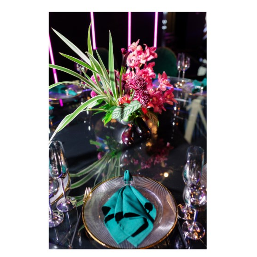 Салфетка полиэстер изумрудная - Фото миниатюра 4