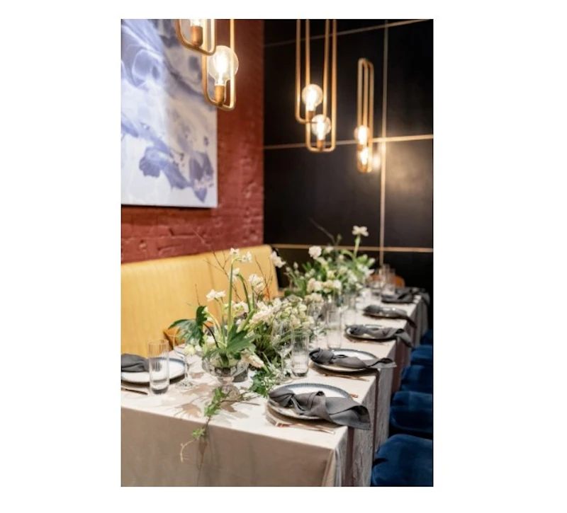 Скатерть круглая бархат светло-серая