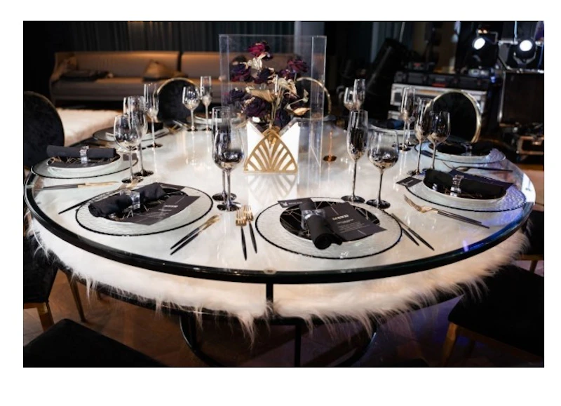 Стол  "Лофт" черный, прозрачная столешница, черное подстолье