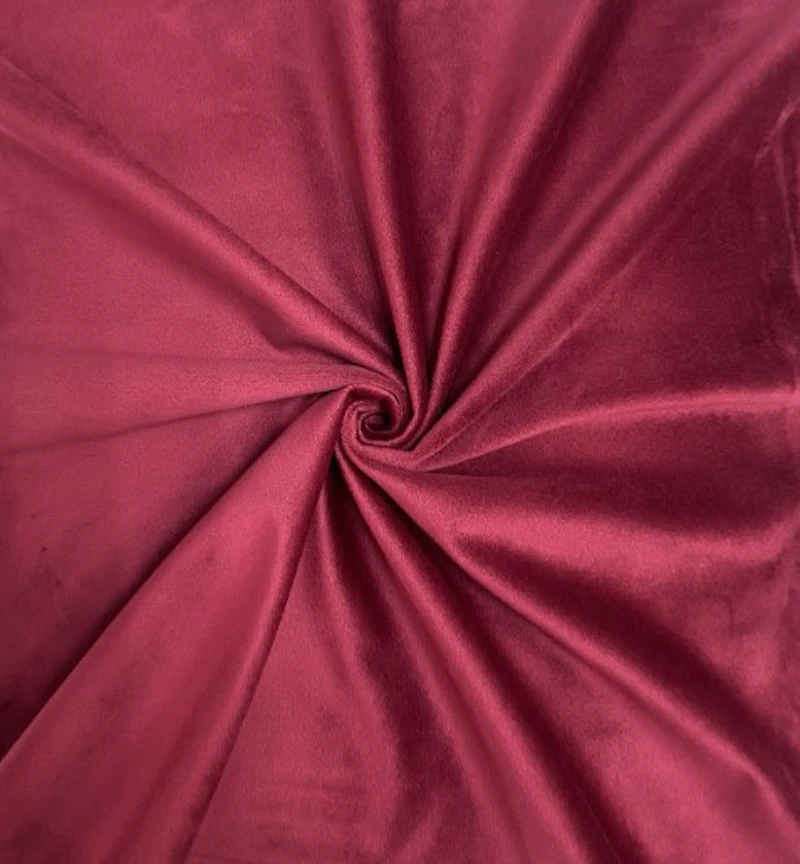 Скатерть круглая бархат рубиново-красная