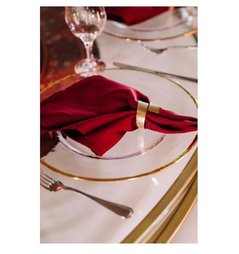 Подстановочная тарелка "Голд" с золотым кантом