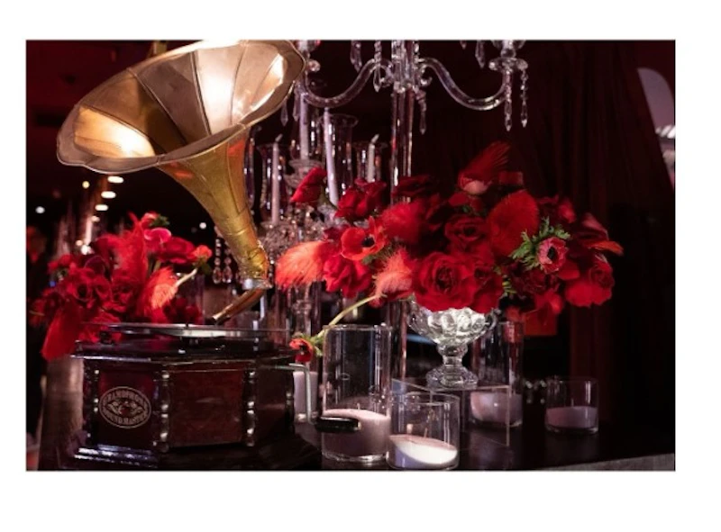 Ваза стеклянная "Картье"