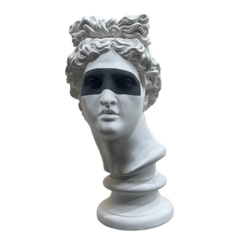 Бюст Аполлон цензура